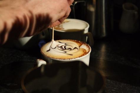 Making_of_Latte_art_of_cappuccino_on_Coffee_Right_in_Brno,_Czech_Republic